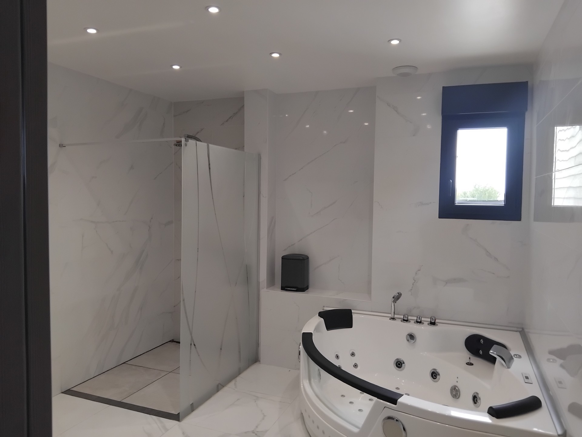 Rénovation salle de bain - Bâtiment Claire et Net 10 Troyes